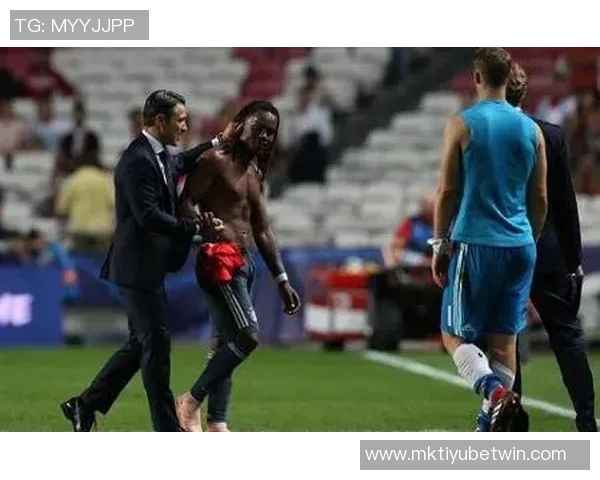 科瓦奇赞阿德耶米跳跃能力超凡如同飞翔的球员 科瓦奇赞阿德耶米跳跃能力超凡如同飞翔的球员