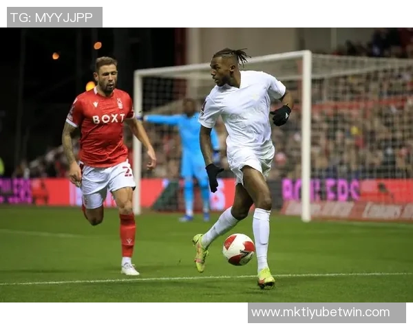 塔瓦雷斯拒绝7000万转会决定弃用阿森纳将获吉达联合35分成